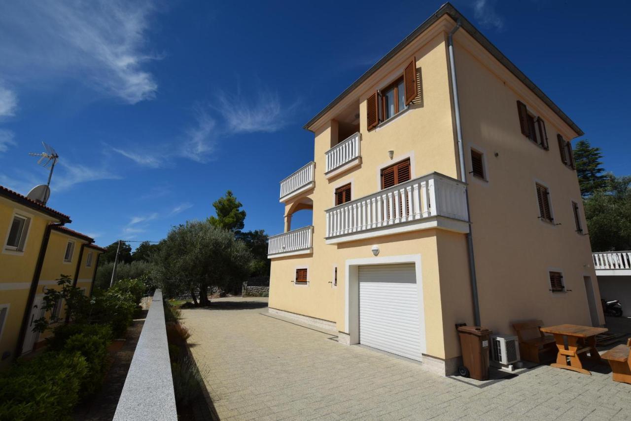 Apartment Baran Čižići Bagian luar foto