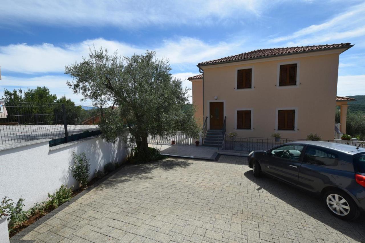 Apartment Baran Čižići Bagian luar foto