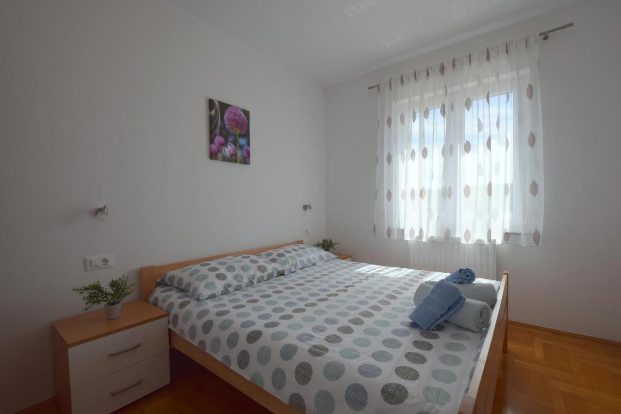 Apartment Baran Čižići Bagian luar foto