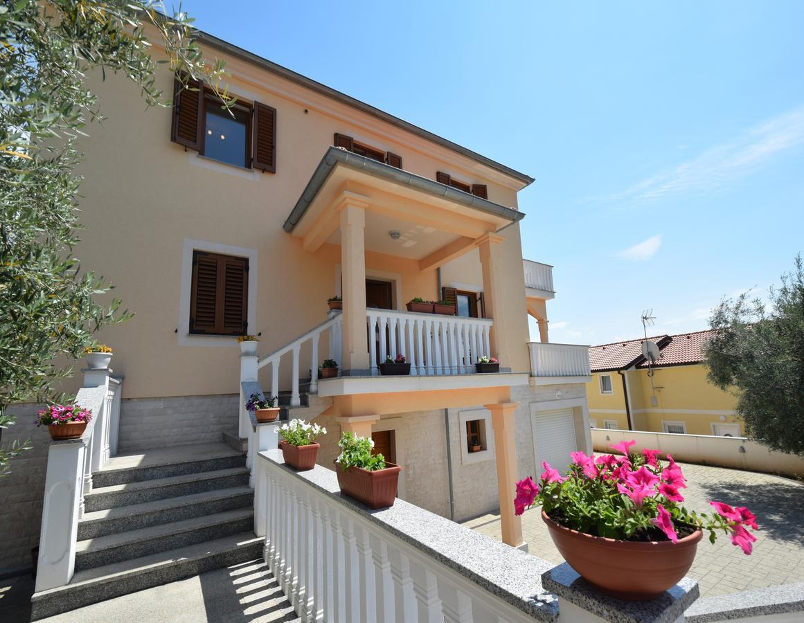 Apartment Baran Čižići Bagian luar foto